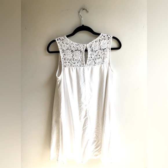 Old Navy Women’s Size Medium Lacy White Flowy Sleeveless  Summer MIDI Dress - Picture 4 of 4